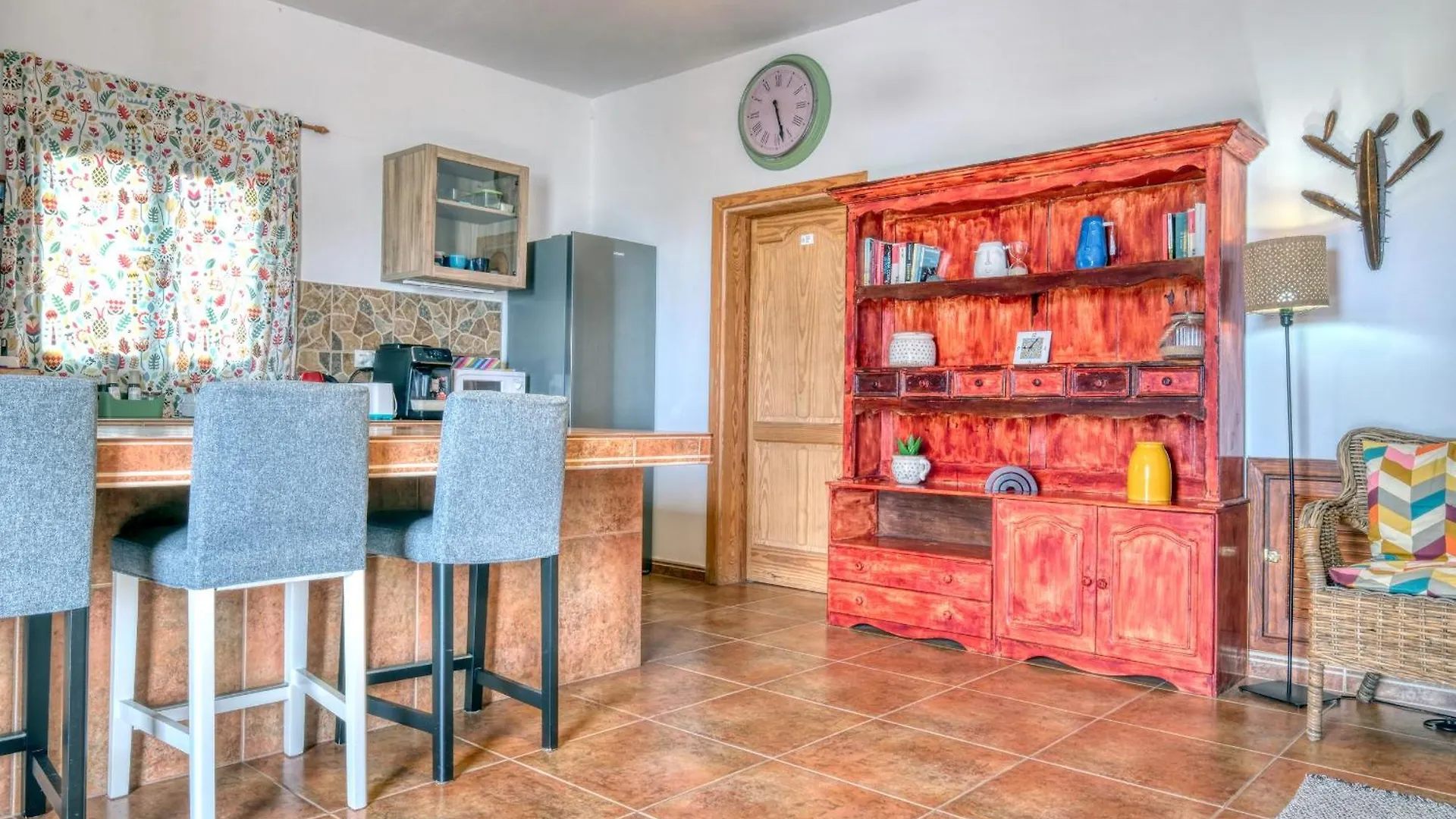 Hotel Nopasanada Tu Casa En Lanzarote El Cuchillo