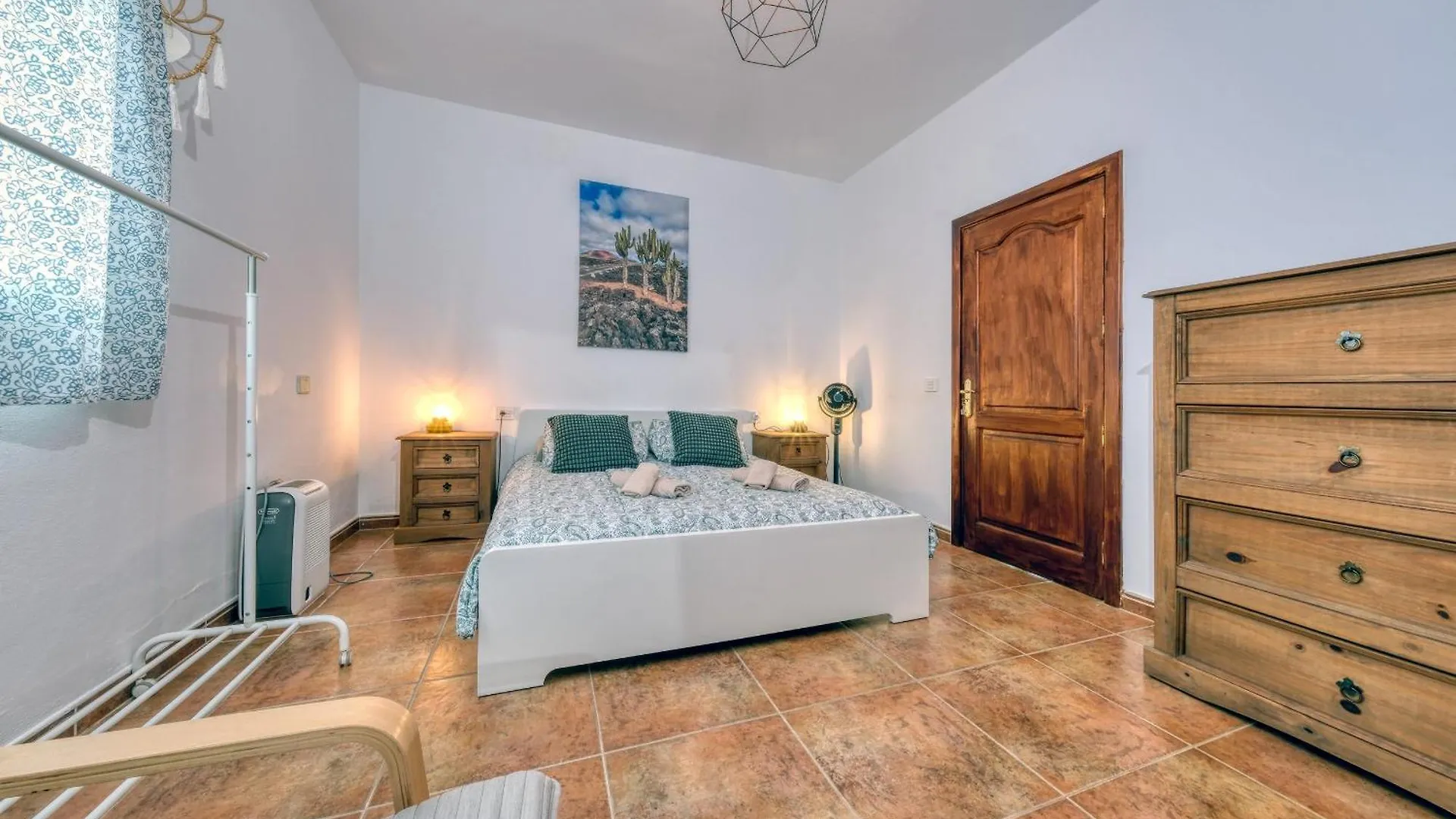 Hotel Nopasanada Tu Casa En Lanzarote El Cuchillo Pensión