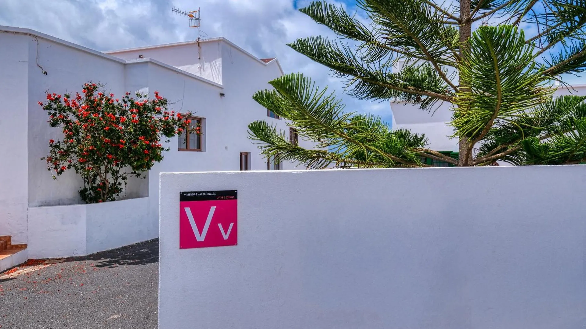 Pensión Hotel Nopasanada Tu Casa En Lanzarote El Cuchillo