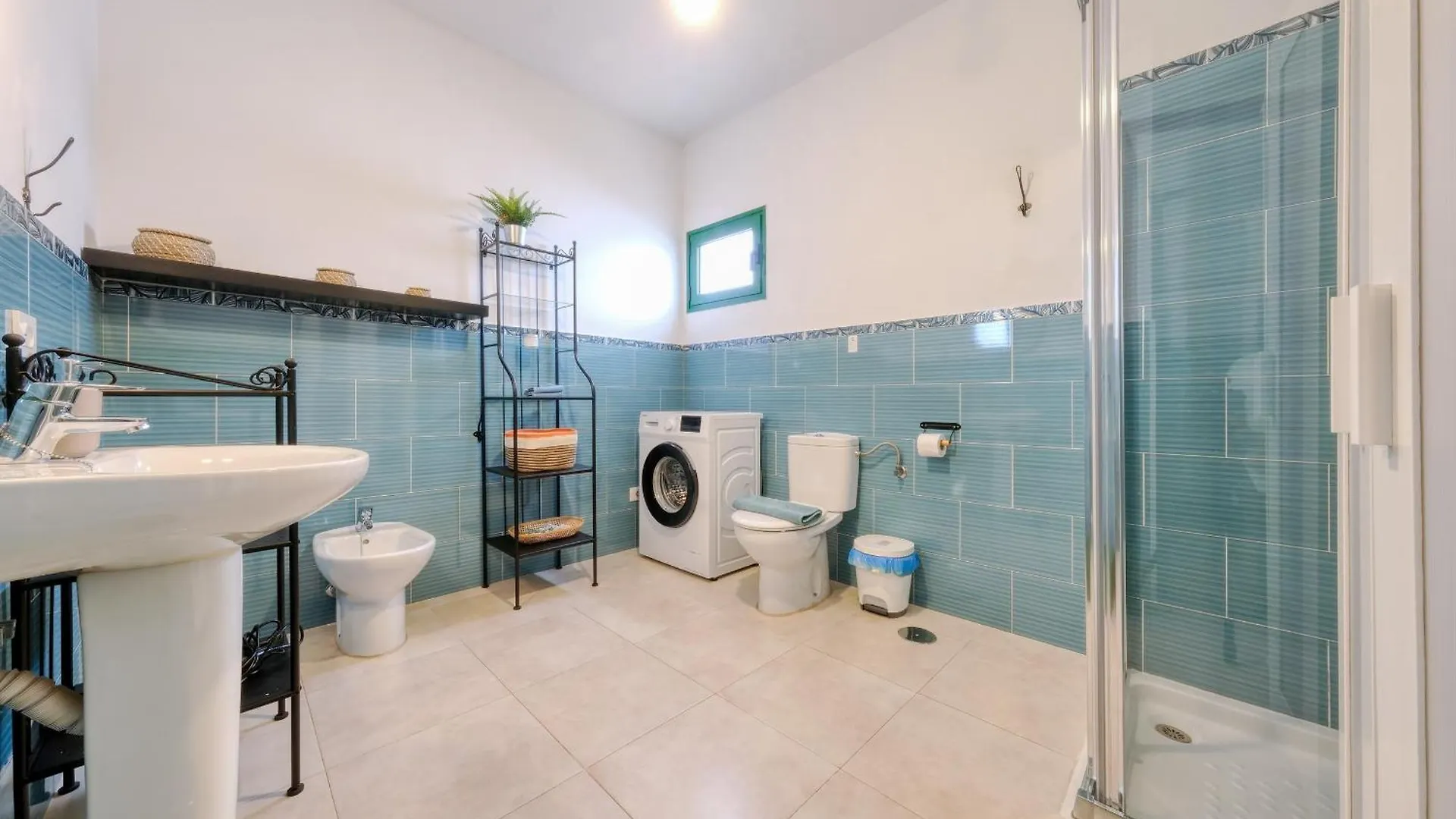 Hotel Nopasanada Tu Casa En Lanzarote El Cuchillo Pensión