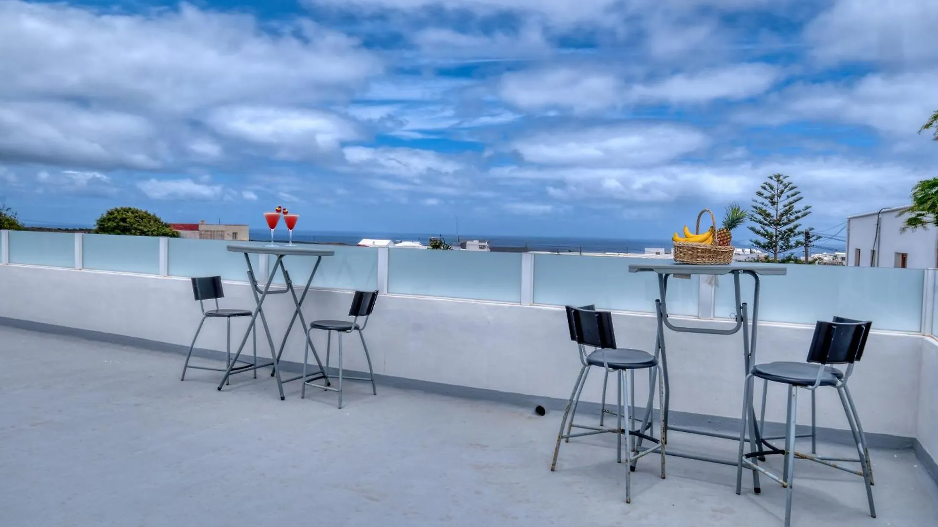 Pensión Hotel Nopasanada Tu Casa En Lanzarote El Cuchillo