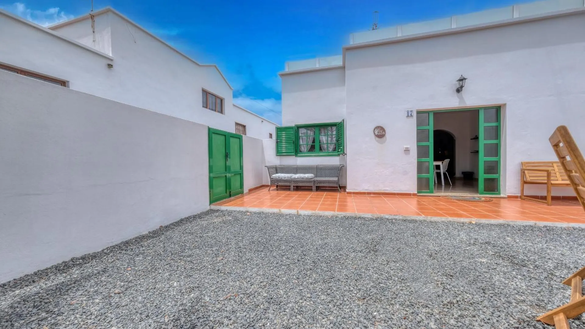 Hotel Nopasanada Tu Casa En Lanzarote El Cuchillo