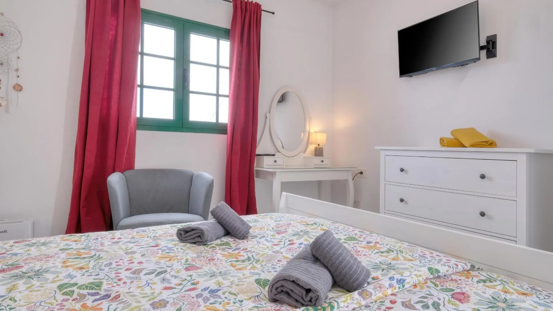 Pensión Hotel Nopasanada Tu Casa En Lanzarote El Cuchillo España