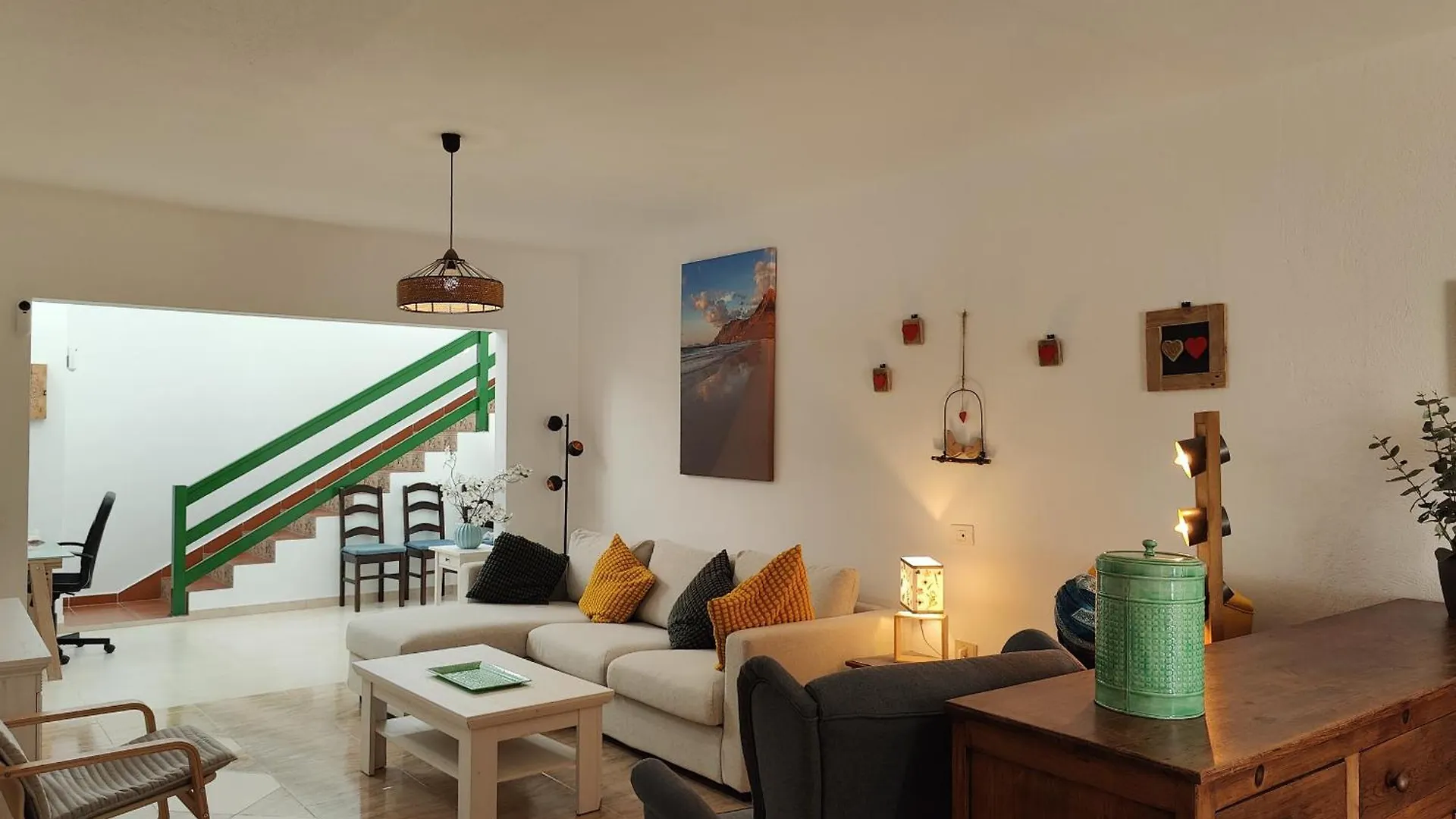 Hotel Nopasanada Tu Casa En Lanzarote El Cuchillo España